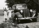 1934PontiacPegHenry.jpg
